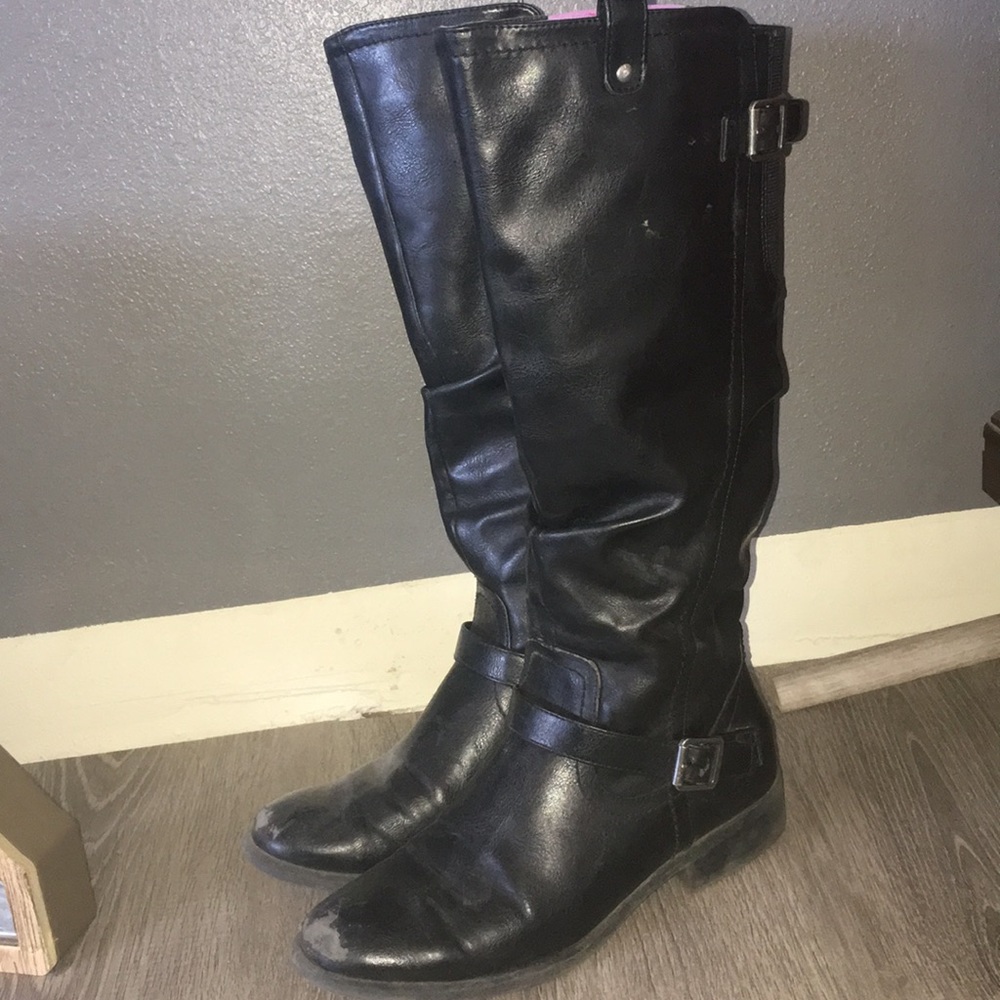 Relativity Boots knee high !!